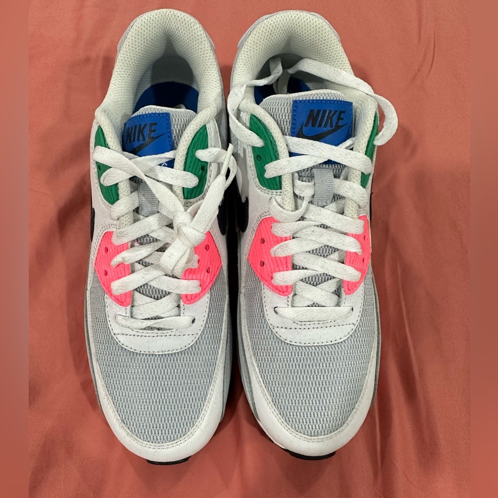Mens Nike Air Max 90 - Size 8.5, Women’s Size 10